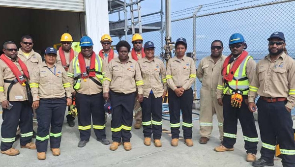 PNG Ports engages its first female line handlers